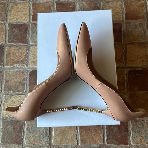 Valentino Garavani Extreme Heel Nappa Pump - Picture 9 of 16